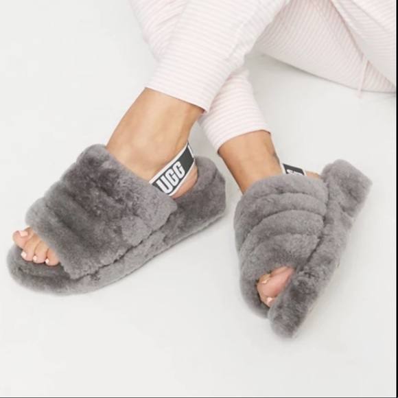- UGG🔴Fluff yeah grey slippers 9 - Picture 1 of 13